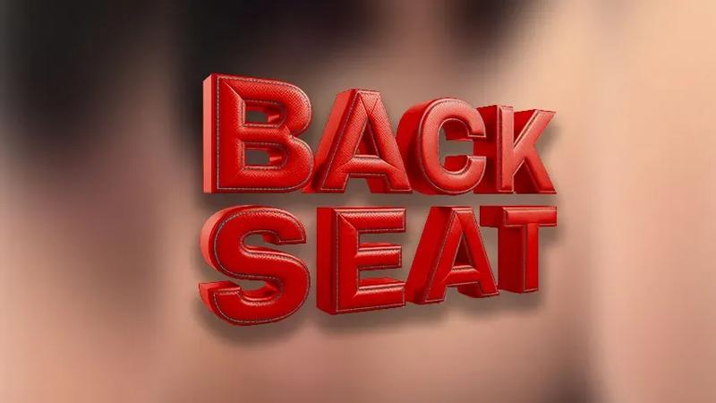 Me fode no banco de trás do carro <3.