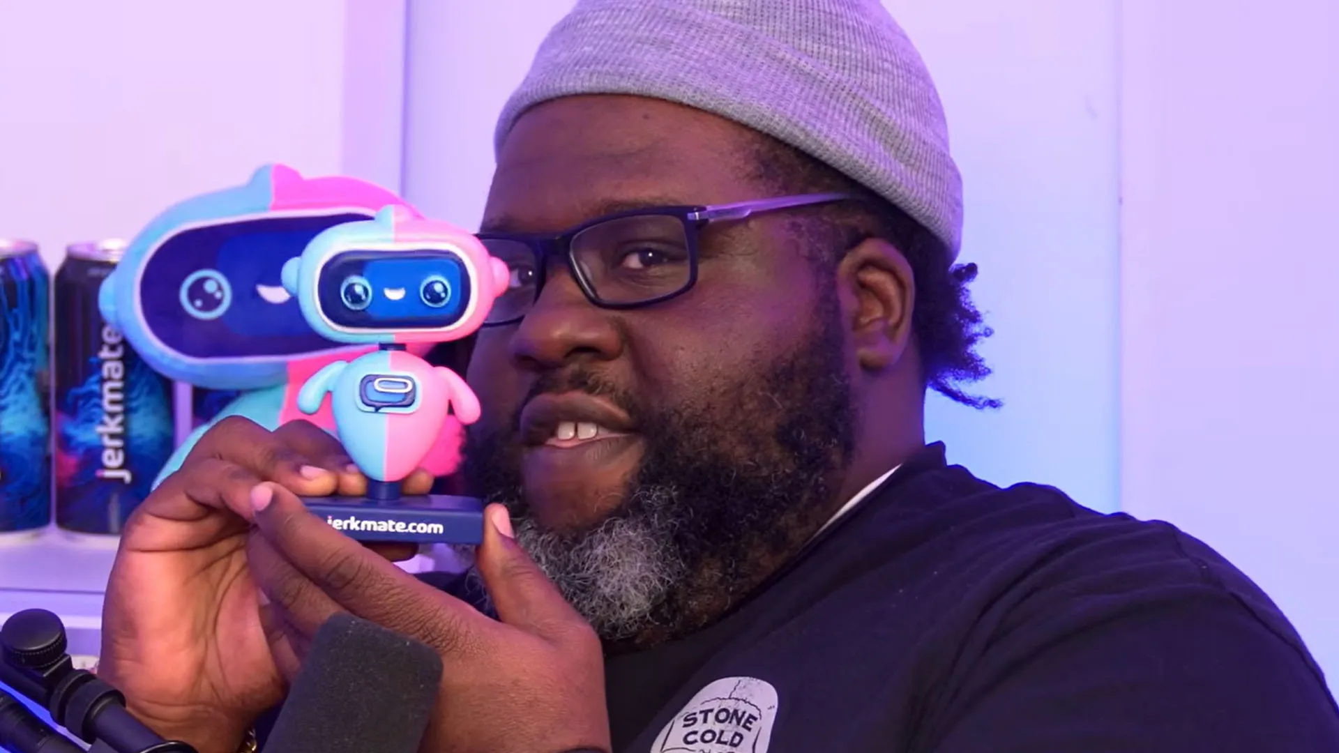 Queen Rose domina o espa&ccedil;o em Everyday Is Friday