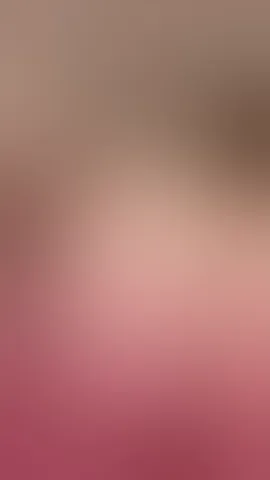 DAMN ass spreading, stick your face in there.