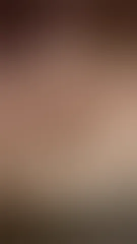 Putting a finger in my tight little ass 🍑