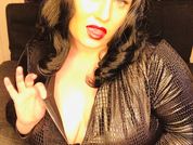 TheDevineMissDeviant