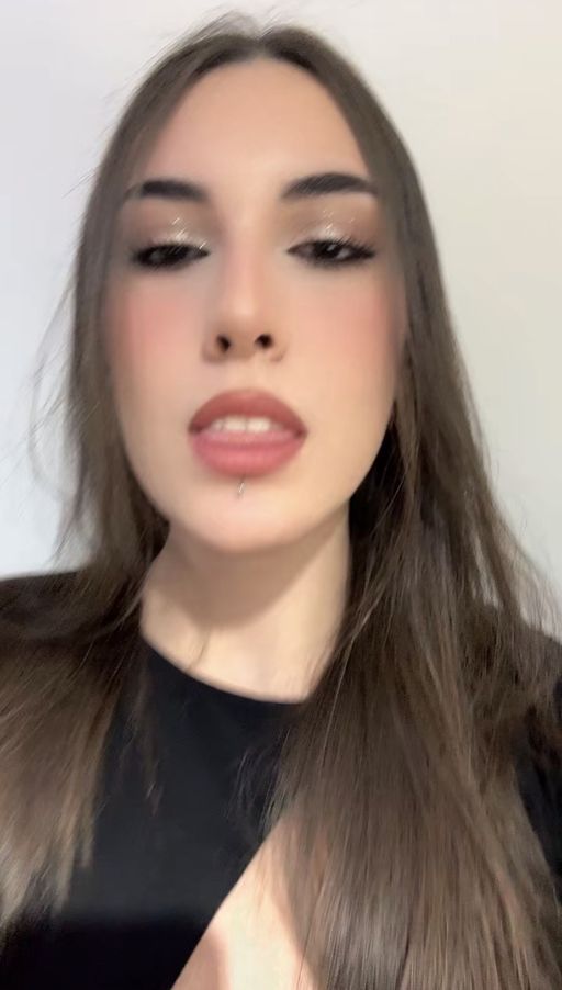 Arya_Bloom