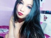 ninakisslove