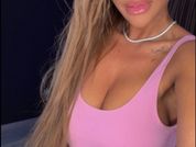 Loving_Blondie