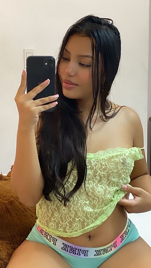 Mia_Palacios