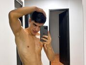 LeoTease