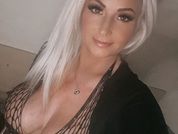 xNaughty_Nyomi