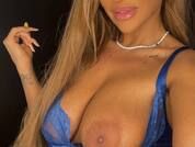 Loving_Blondie