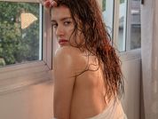 Linda4Petite
