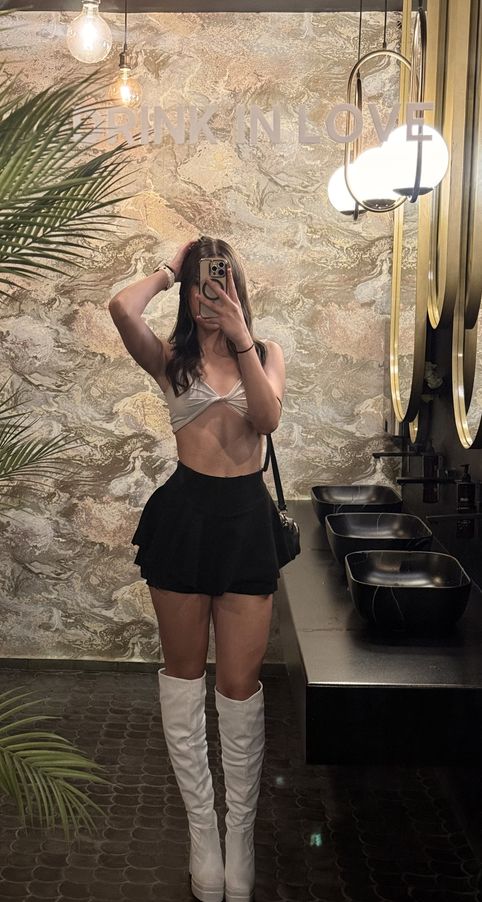 Arya_Bloom