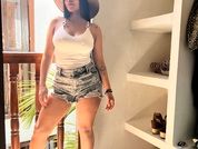 LATINA_BIG_CLITXXX