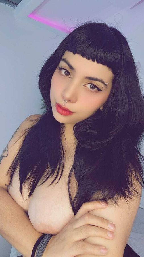 Emily_santoss