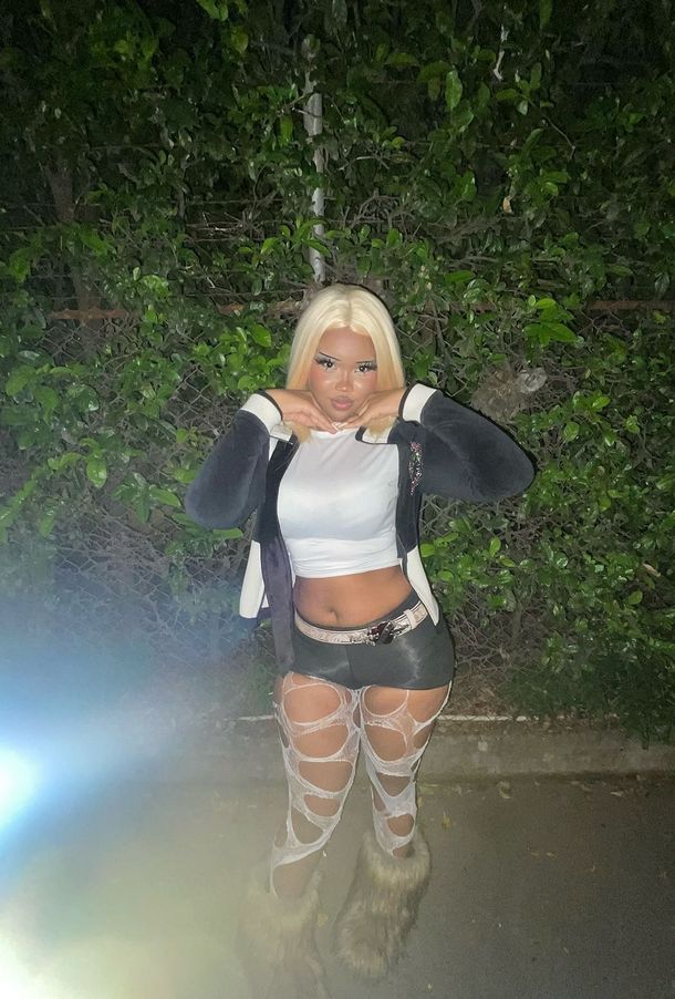 Dahlia_abyss