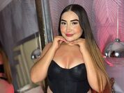 Mia_Cuttee