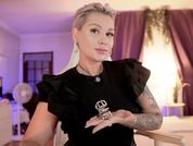 Kim_Divine