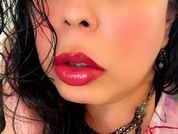 Queenpin_Tanya