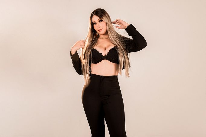 Megan_Parcker