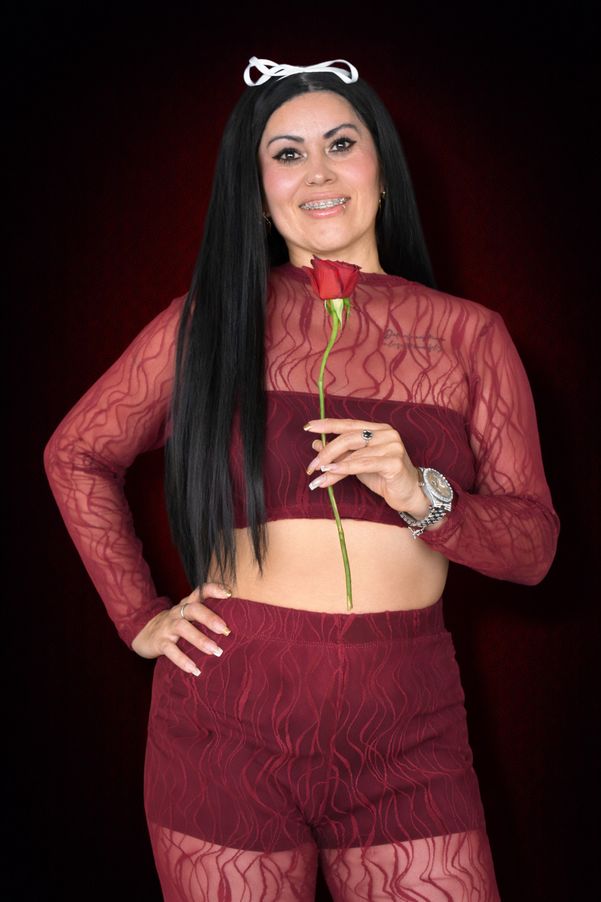TaniaMature