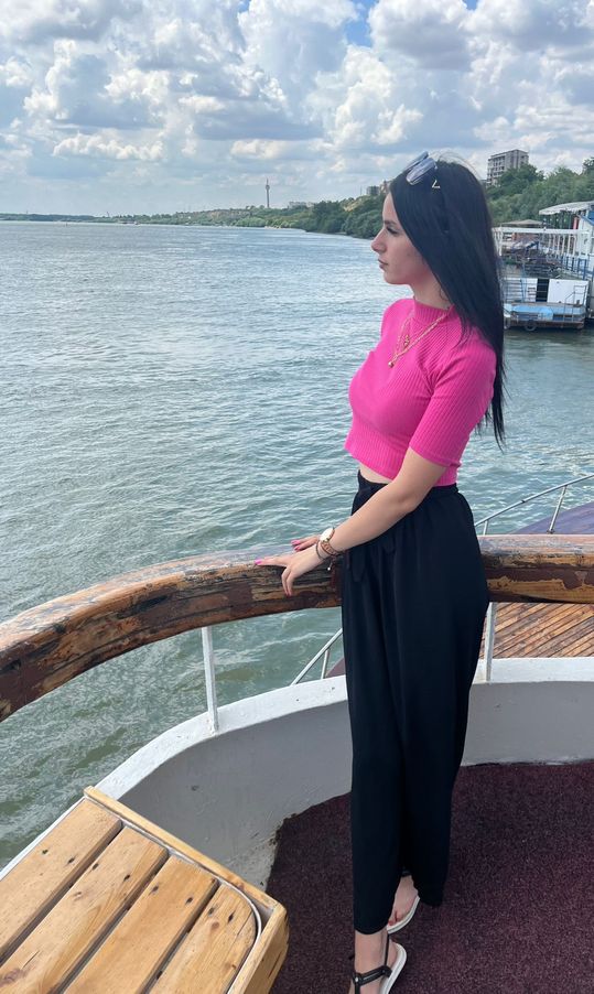 SELLYINA