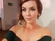 AussieMilfAkyra