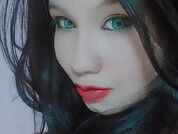 ninakisslove