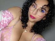Curly_Sarah