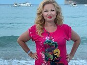 Horny_Stepmom