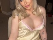 IzzieFoxx