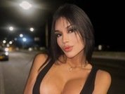Mia_yourstepmommy