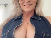 SexyScarlett22