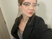 VicktoriaLou