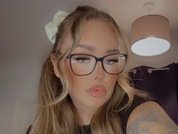 Xcheekycharliex
