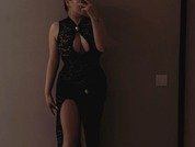 anora_sunny