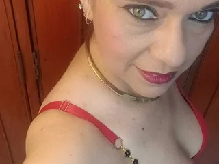 EmperatrizMilf profile