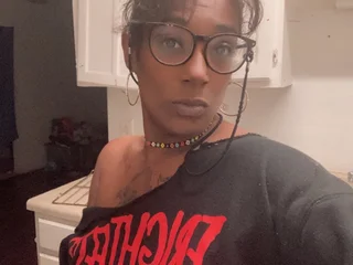 EsmeeMedina profile