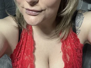 Kitty_Bitty89