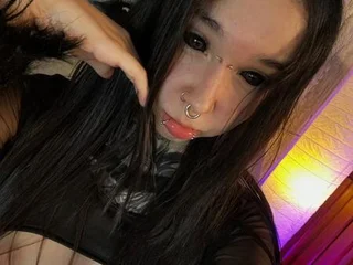 Kuromi_black profile