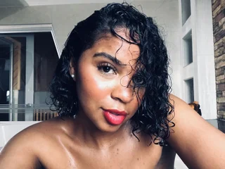 LIISAMENDEZ profile