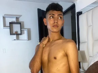 LoganTwink18