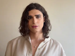 NinaValentino_theforeigndoll profile