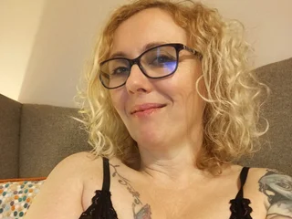 OrlaFox profile