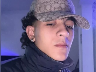 Sam_Cute33