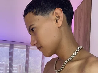 ToyBoy7777 profile