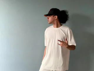 Venus_Santana profile