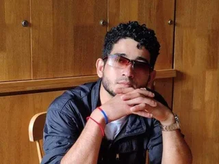aaron_haren profile