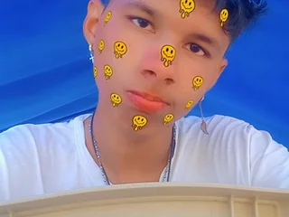 exrealtender18 profile