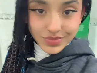 saymaxxx profile