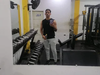 AlejandroHoot profile