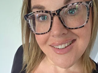 CuteAndCurvyX profile