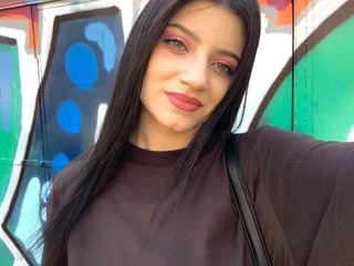 EllyWestt profile